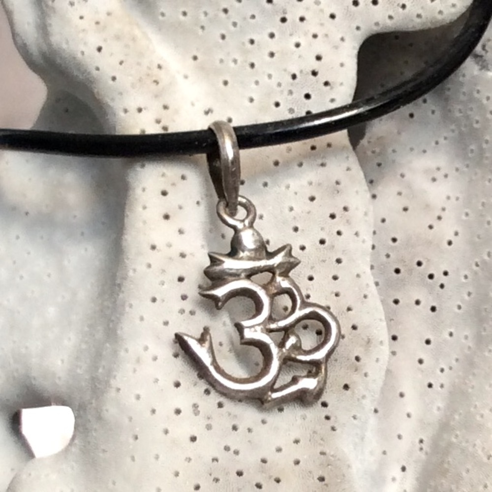 Sterling Silver Om symbol pendant or charm